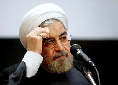 درخواست 14 کارشناس اقتصادی از روحانی: اسناد کارشناسی شوک بنزینی دولت را منتشر کنید